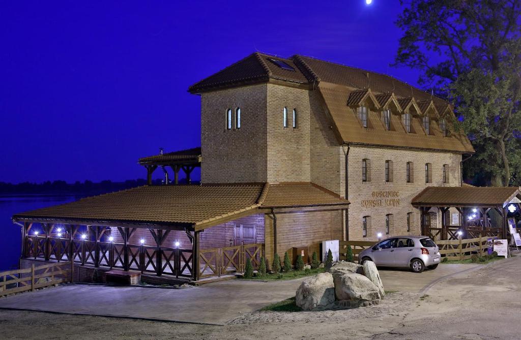 Gosciniec Rynski Mlyn Ryn  Exteriér fotografie